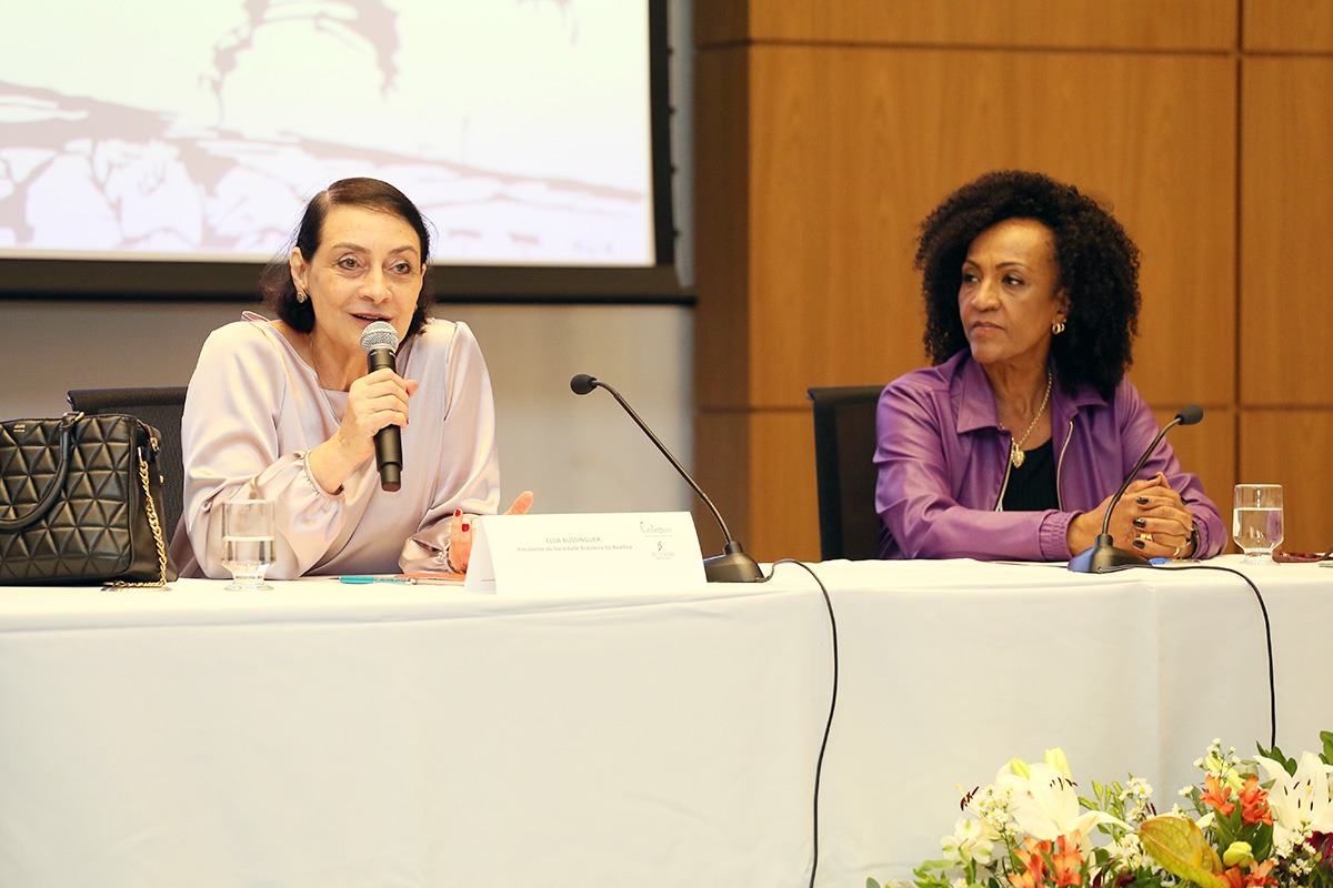 Prof. Elda Bussinguer e Desa. Neide Alves dos Santos (TRT-9)