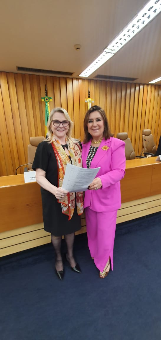 Desembargadoras Laís e Ana Carolina