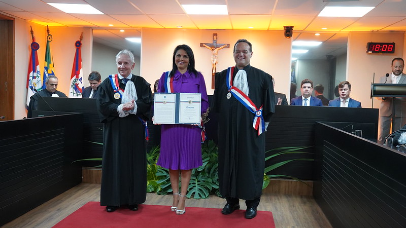 Tânia recebe a Comenda da Ordem do Mérito do TRT-19