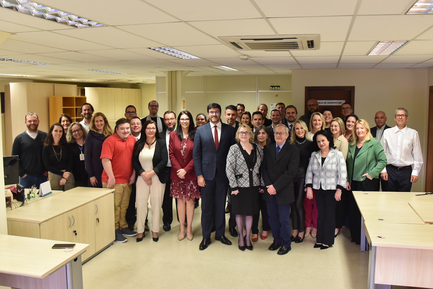 Foto de servidores e magistrados do TRT-4 e do Foro Trabalhista de Taquara