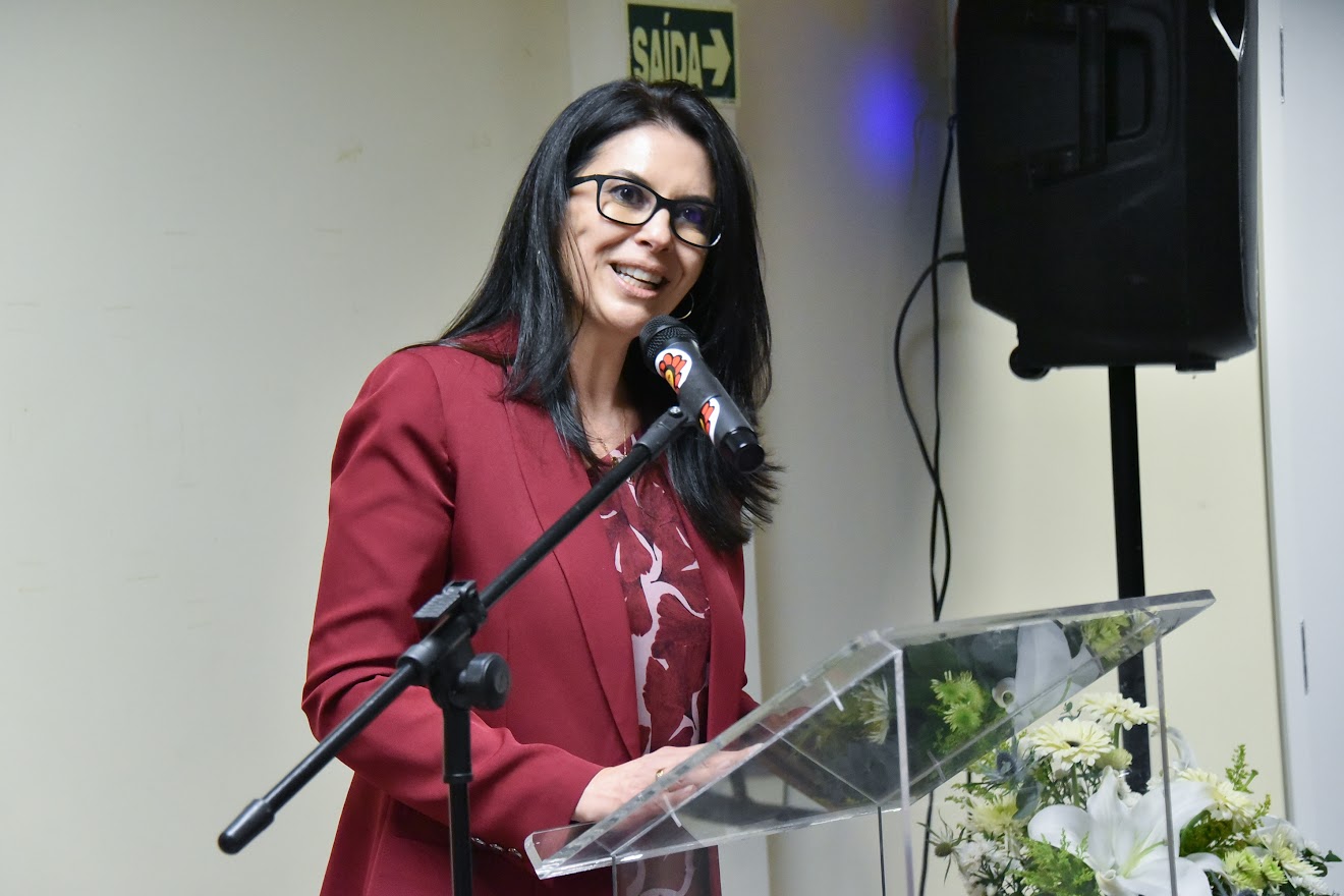 Foto da juíza Aline.JPG