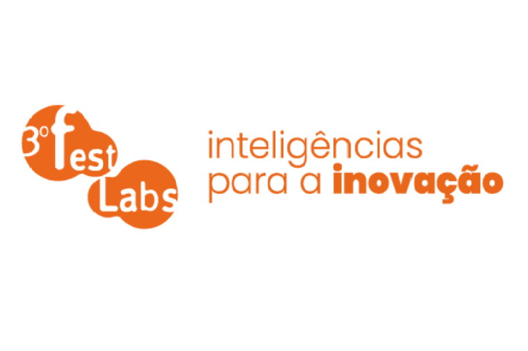 Logo do FestLabs com o nome do evento em laranja sobre um fundo branco