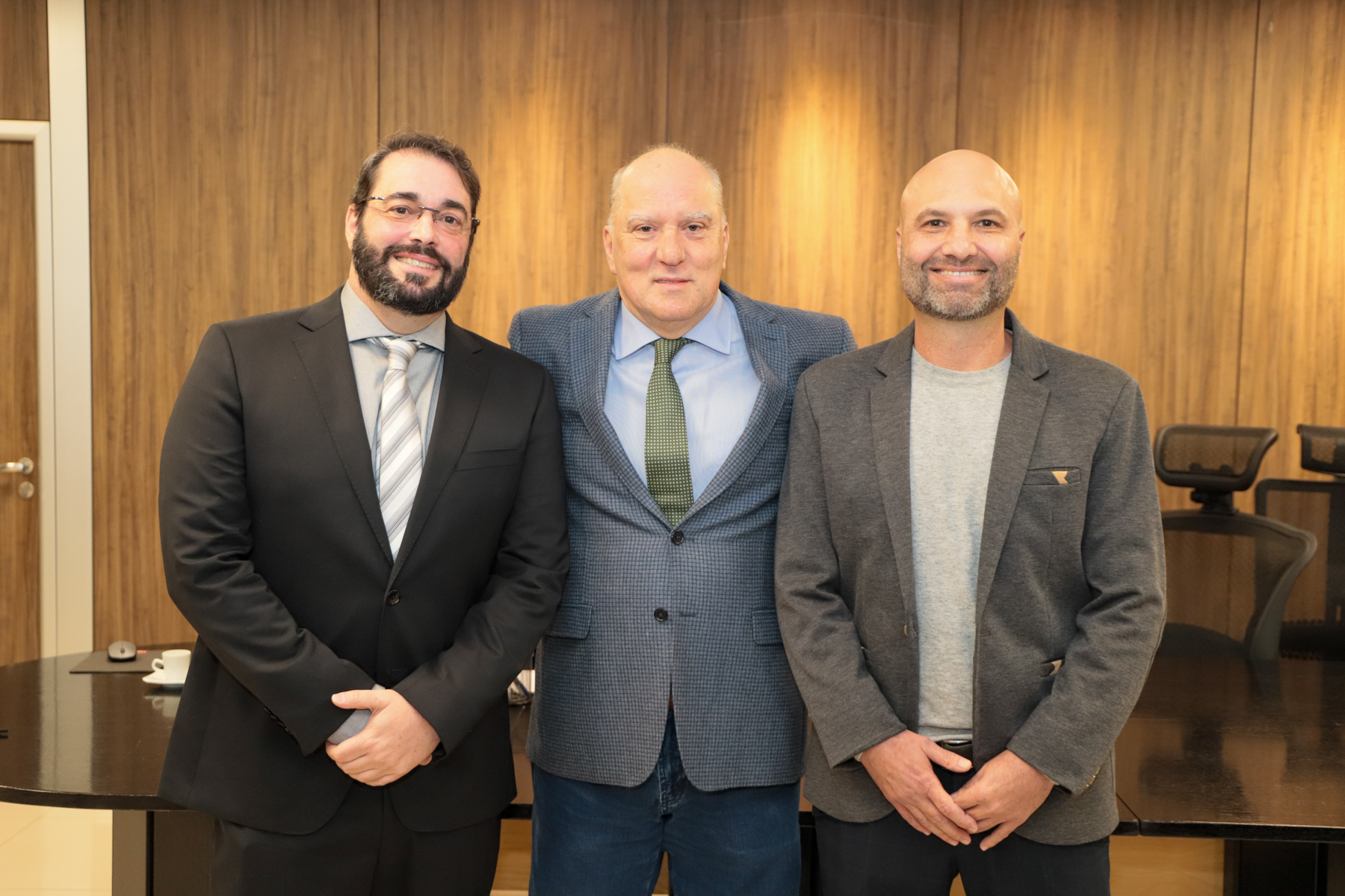 Desembargadores Alexandre Cruz, Ricardo Martins Costa e Fabiano Beserra.