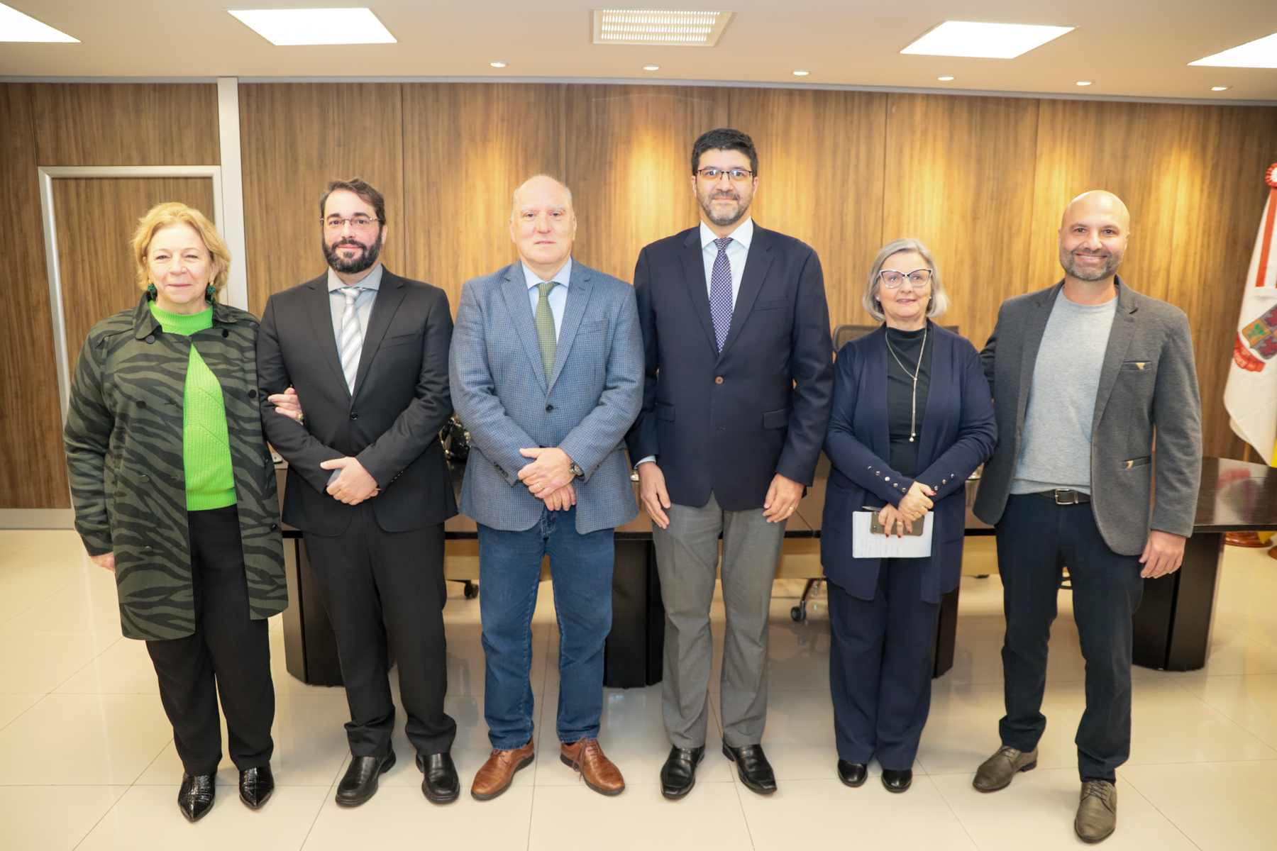 Candidatos, presidente do TRT-4 e Comissão de Consulta