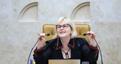 Foto de Rosa Weber em seu discurso de despedida do STF