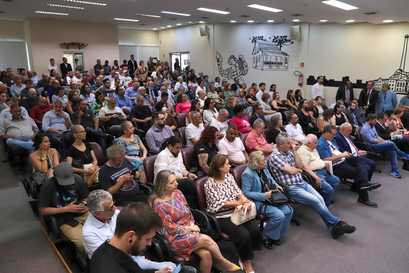 Auditório Ruy Cirne Lima esteve lotado