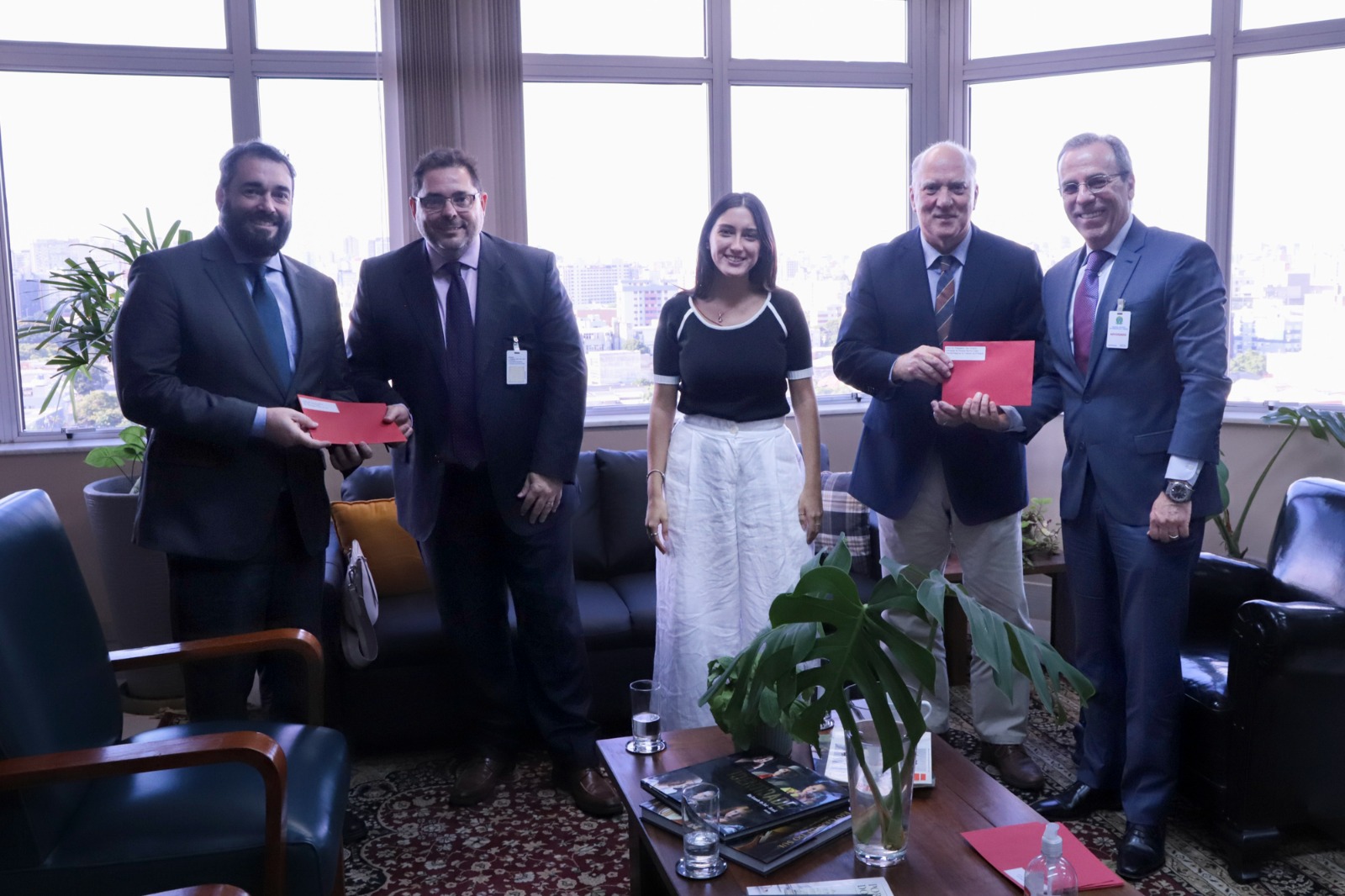 Alexandre da Cruz, Camilo Macedo, Lara Monzon, Ricardo Martins Costa e Luiz Schuh