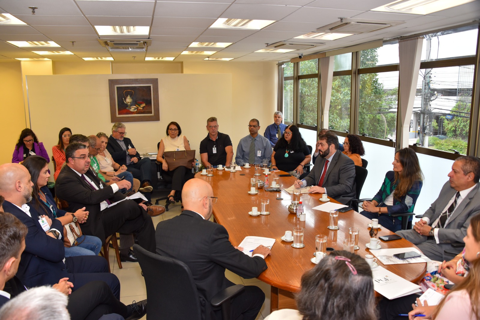 Foto mesa de negociação cardio.