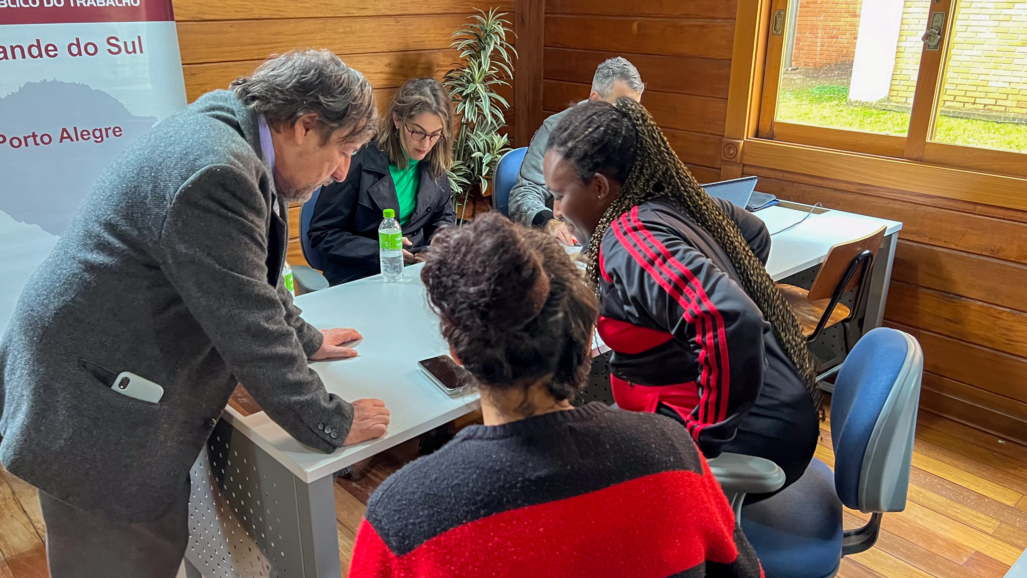 Atendimento em mesa com desembargador Vargas 3