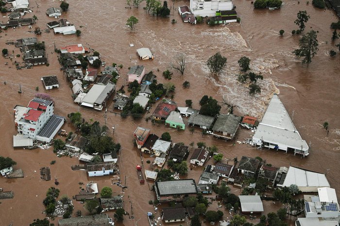 Foto aérea de região inundada no Vale do Taquari.