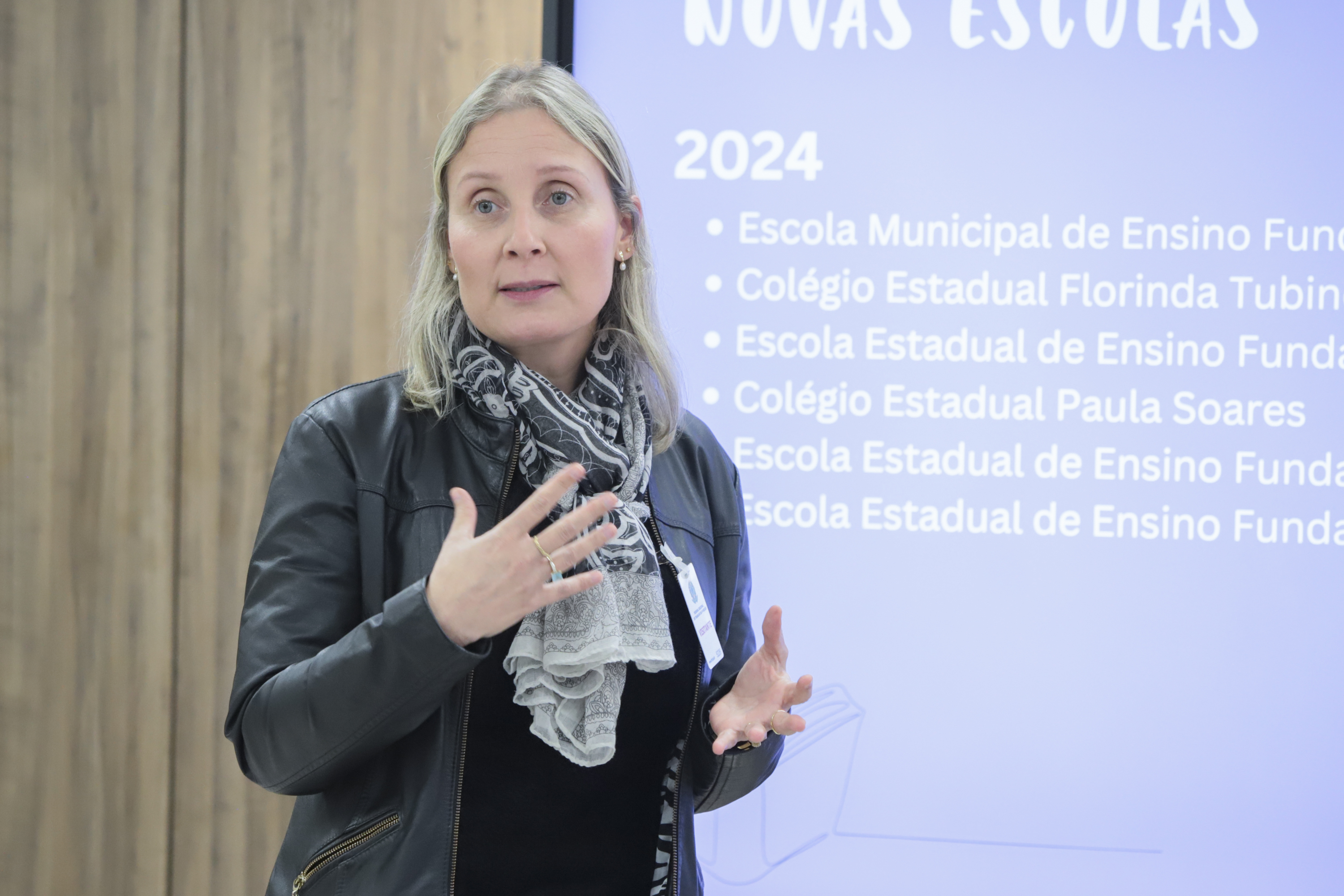 Professora Kelly Schiaffino recebeu projeto Contação de Histórias em 2023