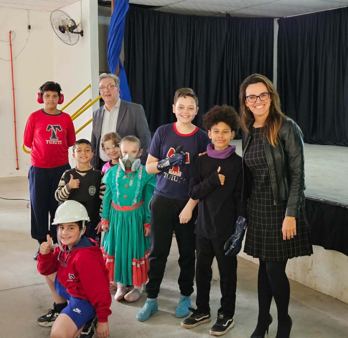 Fotografia com alunos da escola de Gravataí 