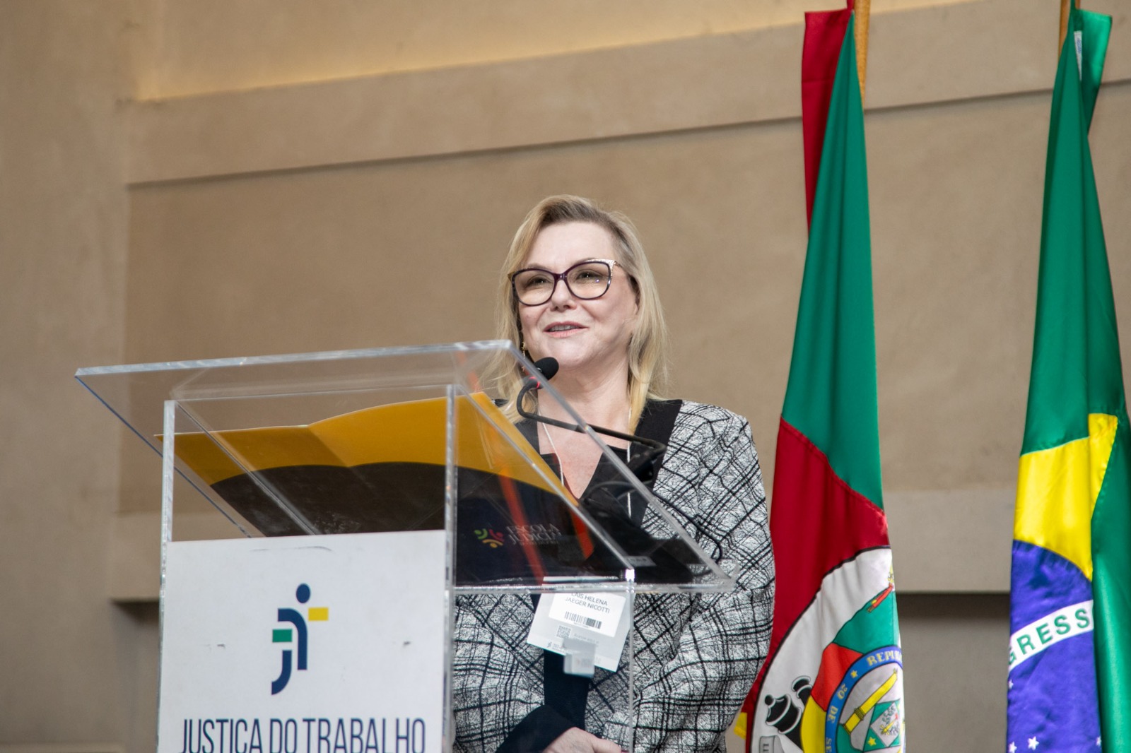 Desa. Laís Helena Nicotti