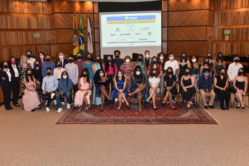 Foto formatura pescar, turma TRT, ano 2021